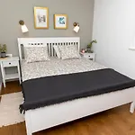 Solenta S Grijanim Bazenom Villa Stomorska