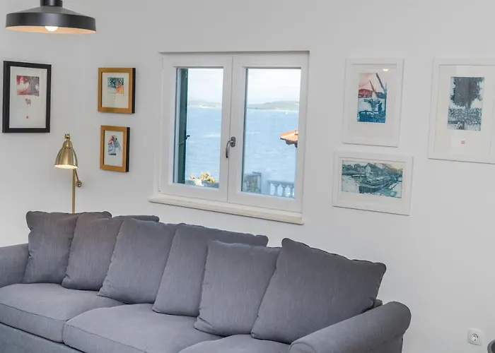 Villa Solenta S Grijanim Bazenom *