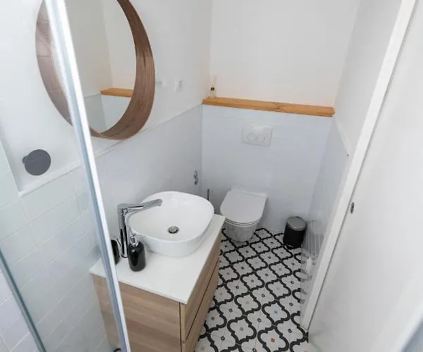 Solenta S Grijanim Bazenom Villa *